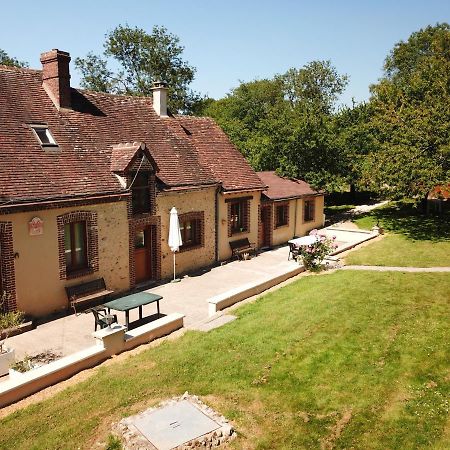 Les Gites De La Maison Lierue Thiron-Gardais エクステリア 写真